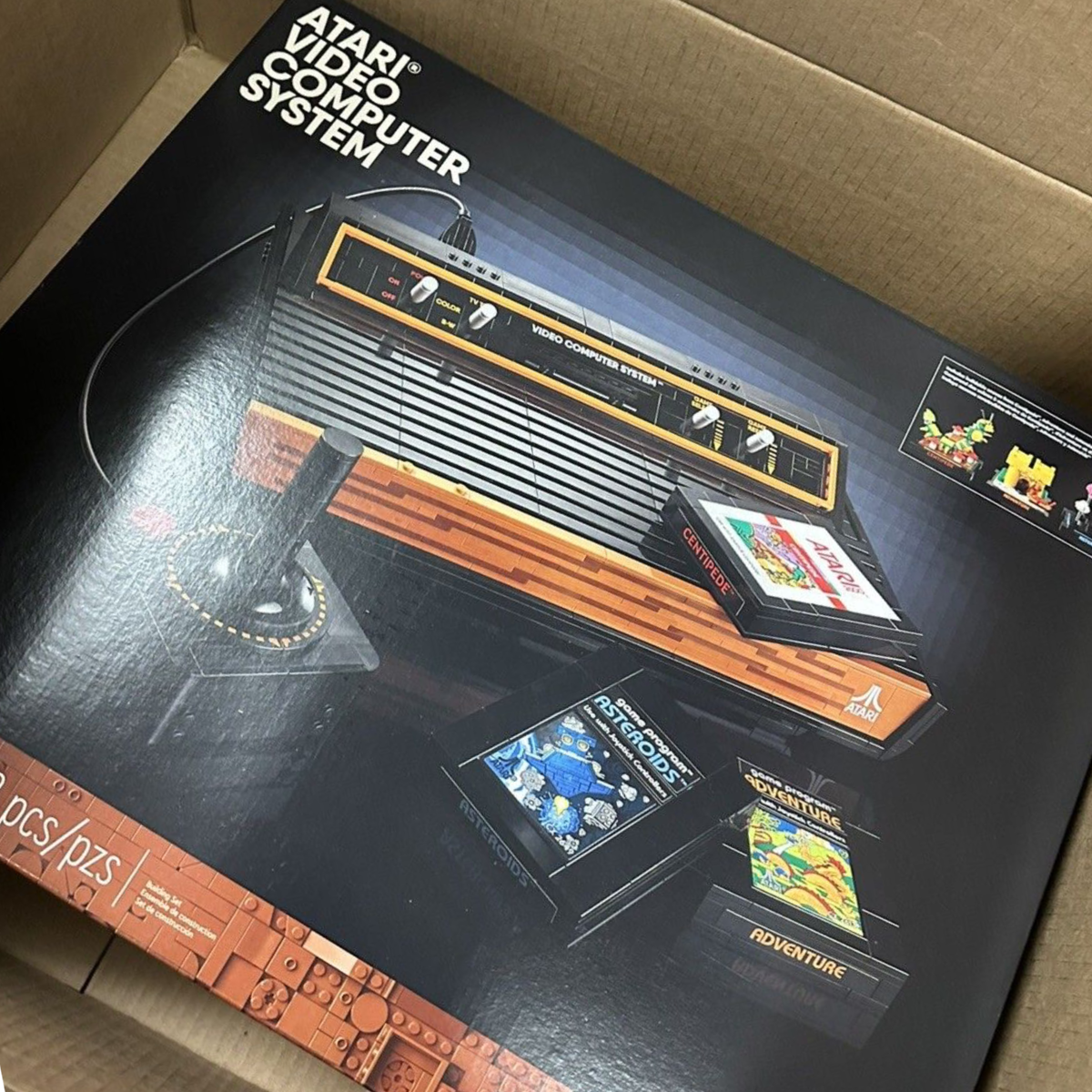 LEGO 10306 ICONS Atari 2600 Video Computer System Game (2,532 pieces) SEALED